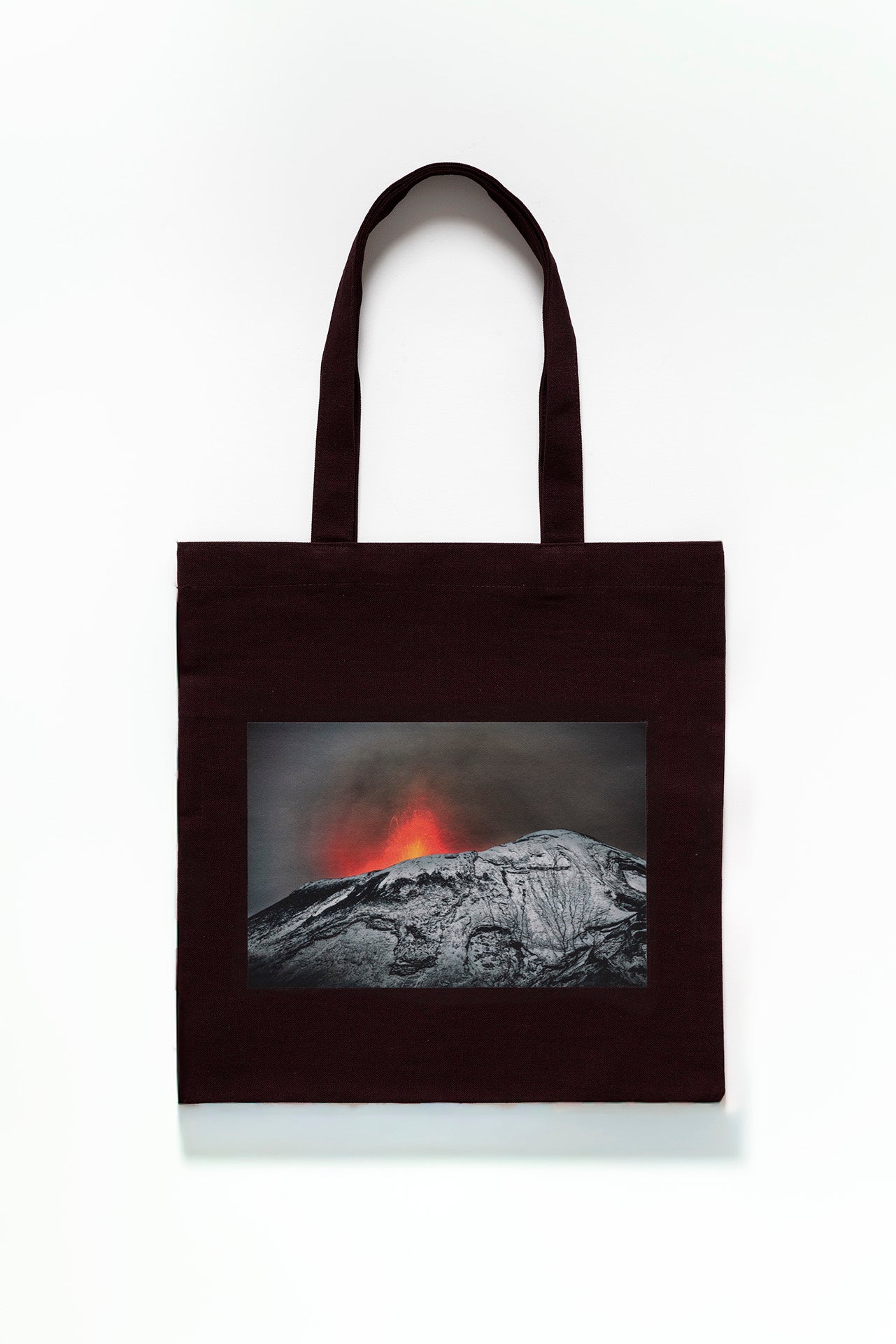 Bolsa de loneta 40x40cm color negro con impresión de volcán Popocatépetl.